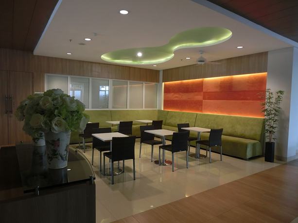 Imagen de los interiores del Hotel Izis. Foto 18