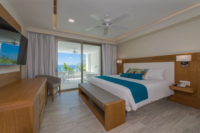 Imagen de la habitación del Hotel Izla Beach Front. Foto 2