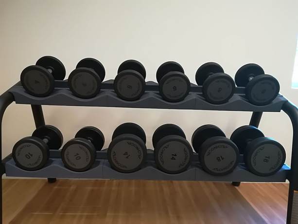 Imagen de los interiores del Hotel Izla Beach Front. Foto 13