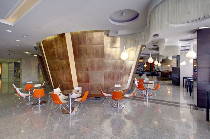 Imagen del bar/restaurante del Hotel Izmailovo Alfa. Foto 11