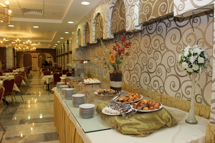 Imagen del bar/restaurante del Hotel Izmailovo Gamma. Foto 6