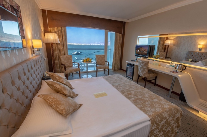 Imagen de la habitación del Hotel Izmir Palas Otel. Foto 4