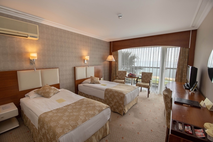 Imagen de la habitación del Hotel Izmir Palas Otel. Foto 6