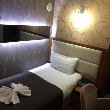 Imagen de la habitación del Hotel Izmit Saray. Foto 6