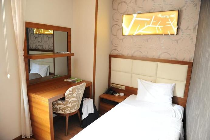 Imagen de la habitación del Hotel Izmit Saray. Foto 13