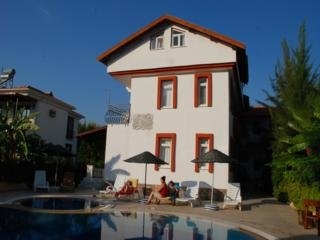 Imagen general del Hotel Iztuzu Apart & Villas. Foto 2