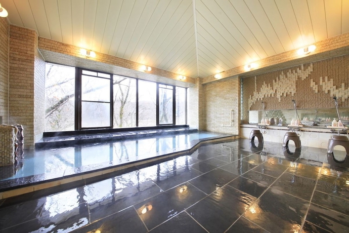 Imagen de la piscina del Hotel Izu Ippekiko Lakeside Terrace. Foto 19