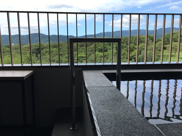 Imagen de la habitación del Hotel Izu Marriott Shuzenji. Foto 10