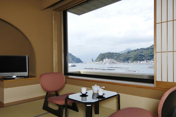 Imagen general del Hotel Izu Mitsuhama Syoutoukan. Foto 2