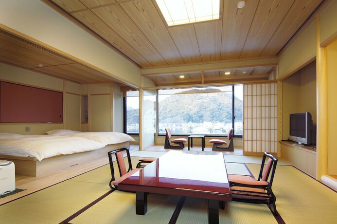 Imagen de la habitación del Hotel Izu Mitsuhama Syoutoukan. Foto 17