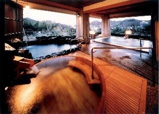 Imagen de los interiores del Hotel Izu Nagaoka Tenbo. Foto 6