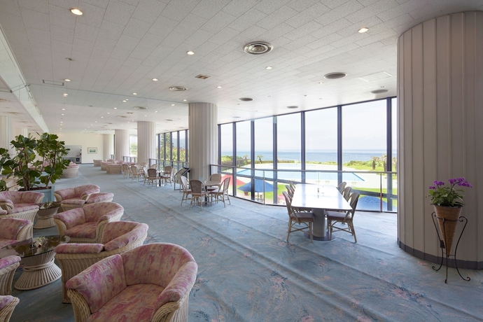 Imagen de los interiores del Hotel Izukyu. Foto 13