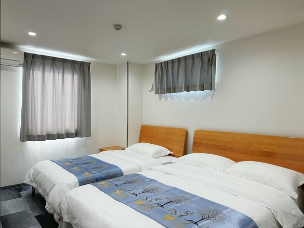 Imagen de la habitación del Hotel Izumisano Home. Foto 1