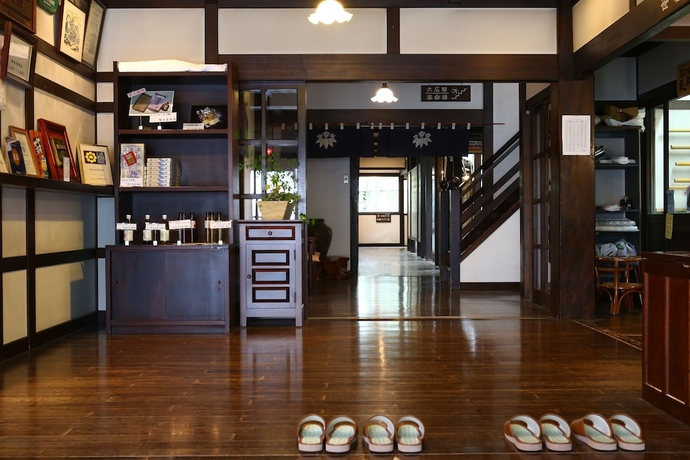 Imagen de los interiores del Hotel Izumiya Zenbe. Foto 12