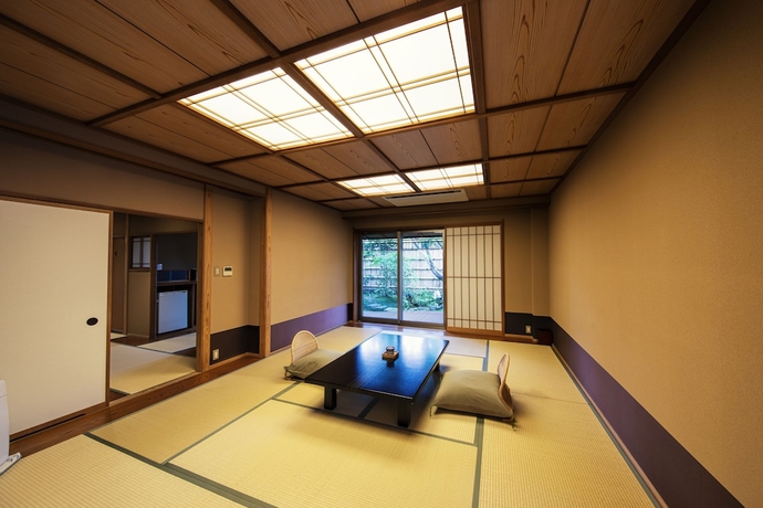 Imagen de la habitación del Hotel Izunagaokaonsen Yumegurinoyado Yoshiharu. Foto 11
