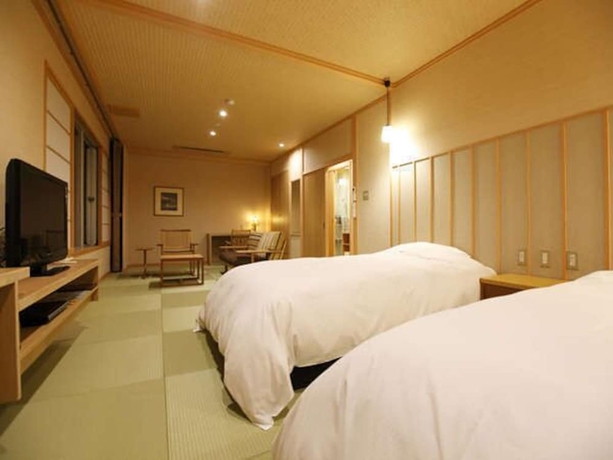 Imagen de la habitación del Hotel Izunagaokaonsen Yumegurinoyado Yoshiharu. Foto 15