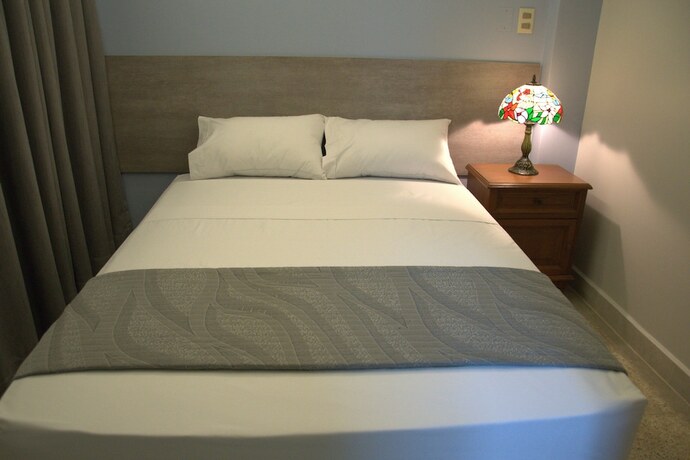 Imagen general del Hotel Izza. Foto 6