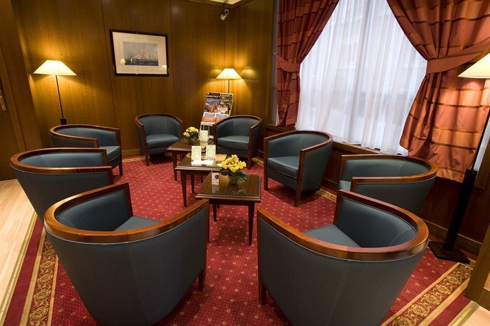 Imagen de los interiores del Hotel Izzy By Happyculture. Foto 15