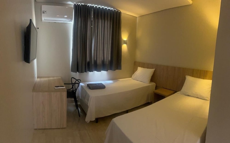 Imagen de la habitación del Hotel Izzy. Foto 4