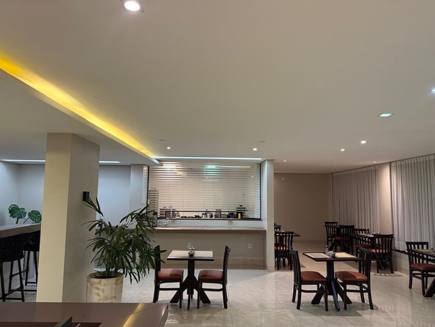 Imagen general del Hotel Izzy. Foto 1