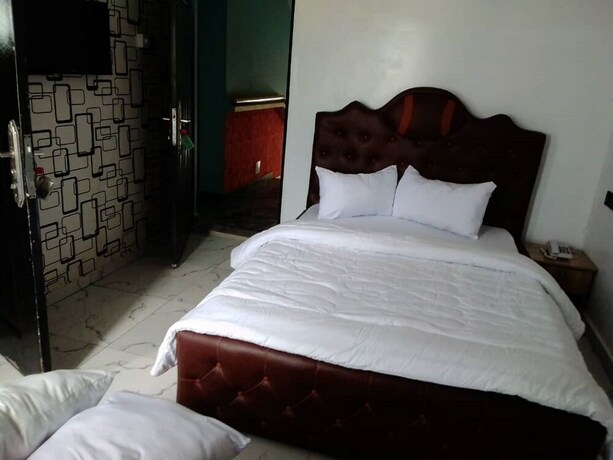 Imagen general del Hotel J CLAY HOTELS AND SUITES. Foto 11