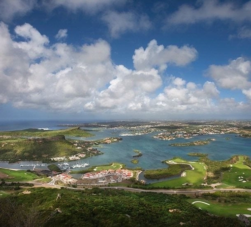 Imagen general del Hotel J E T S E T Giant Stylish Contemporary Villa At Spanish Water Bay. Foto 5