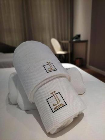 Imagen general del Hotel J HOTEL, BANDAR SERI BEGAWAN. Foto 11
