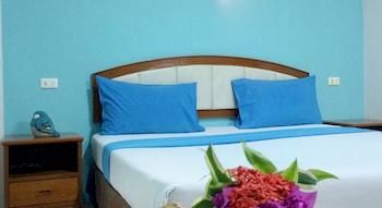 Imagen de la habitación del Hotel J Holiday Inn. Foto 6