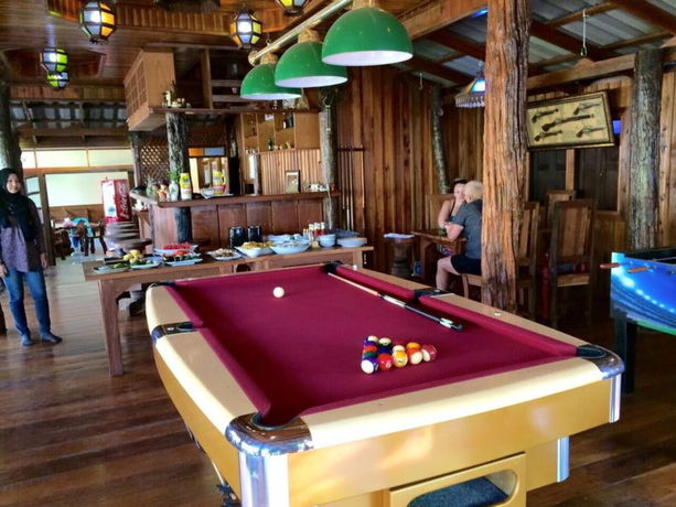 Imagen de la habitación del Hotel J Holiday Inn. Foto 8