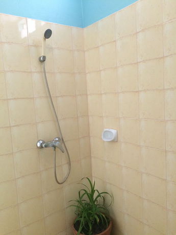 Imagen del bar/restaurante del Hotel J Holiday Inn. Foto 5