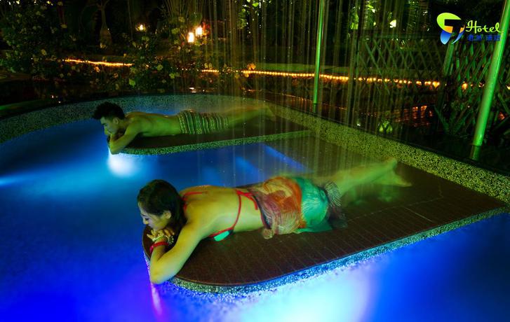Imagen de los interiores del Hotel J Hotel (Natural Hot Spring). Foto 10