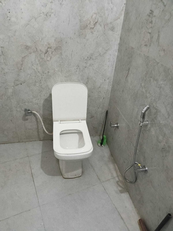 Imagen de la habitación del Hotel J K Palace. Foto 16