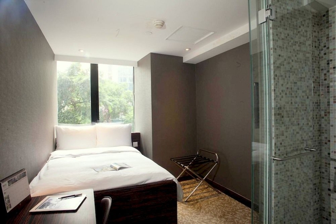 Imagen de la habitación del Hotel J Link. Foto 5