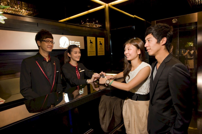 Imagen de los interiores del Hotel J Link. Foto 9