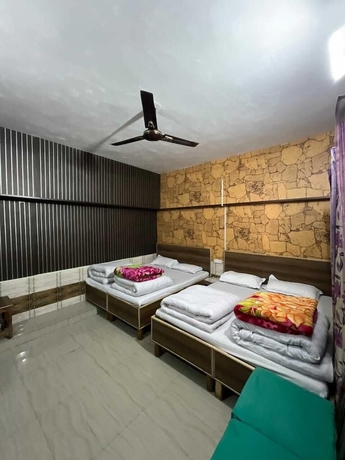 Imagen de la habitación del Hotel J M S Guest House. Foto 6