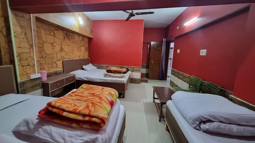 Imagen de la habitación del Hotel J M S Guest House. Foto 10