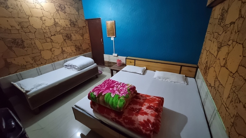 Imagen de la habitación del Hotel J M S Guest House. Foto 16