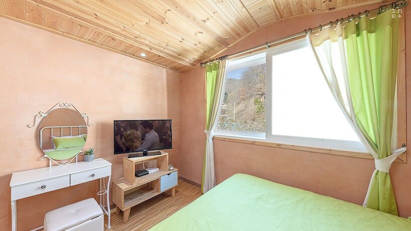 Imagen de la habitación del Hotel J Mong. Foto 3