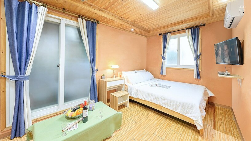 Imagen de la habitación del Hotel J Mong. Foto 5