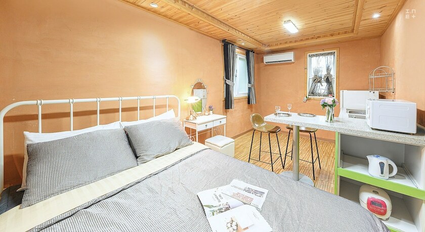 Imagen de la habitación del Hotel J Mong. Foto 7