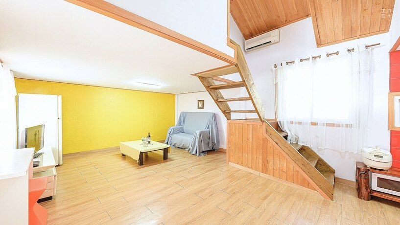 Imagen de la habitación del Hotel J Mong. Foto 10