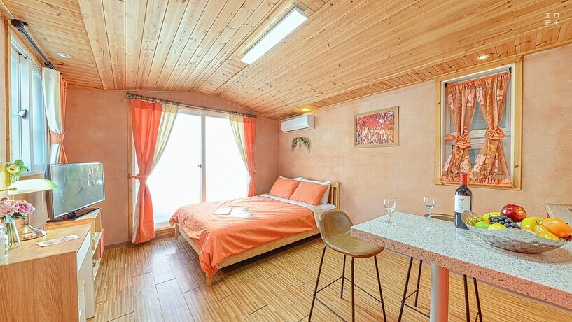 Imagen de la habitación del Hotel J Mong. Foto 15