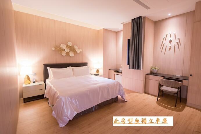 Imagen de la habitación del Hotel J Moon Villa Motel. Foto 17