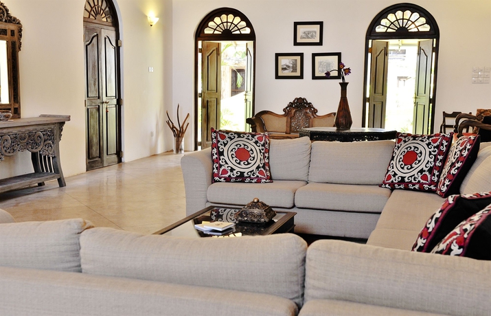 Imagen de los interiores del Hotel J Negombo. Foto 11