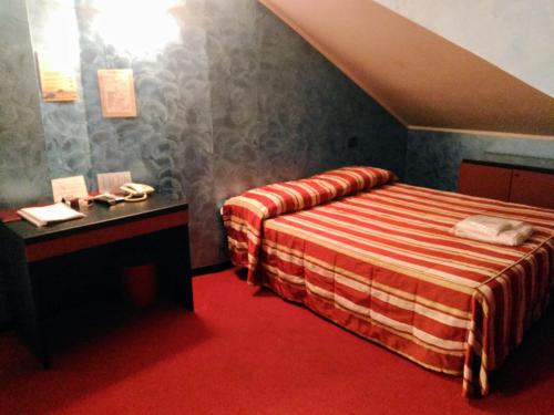 Imagen de la habitación del Hotel J, Orbassano. Foto 9