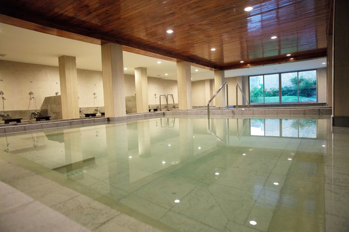 Imagen de la piscina del Hotel J Park. Foto 18