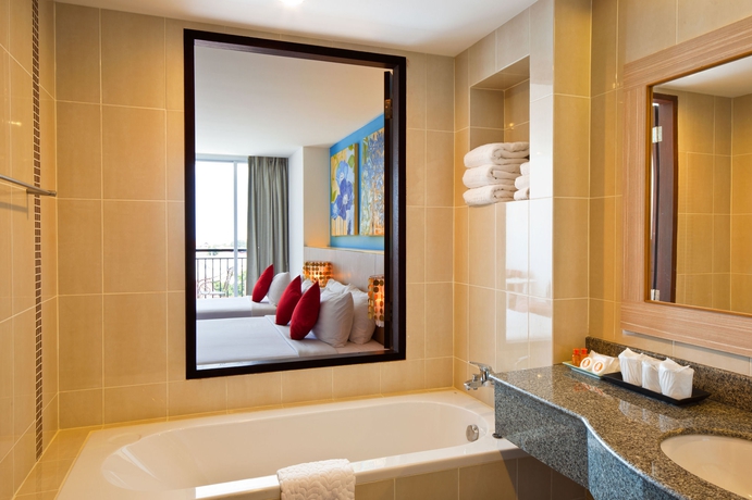 Imagen de la habitación del Hotel J Pattaya. Foto 14