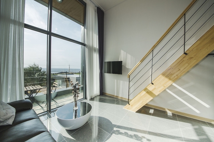 Imagen de la habitación del Hotel J Raum. Foto 3