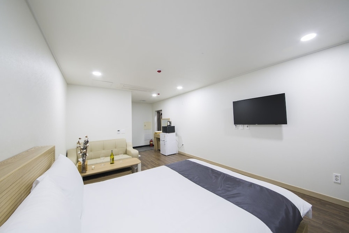 Imagen de la habitación del Hotel J Raum. Foto 15