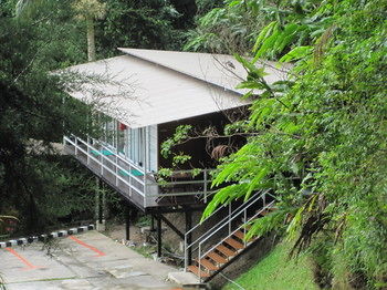 Imagen de los exteriores del Hotel J Residence. Foto 15